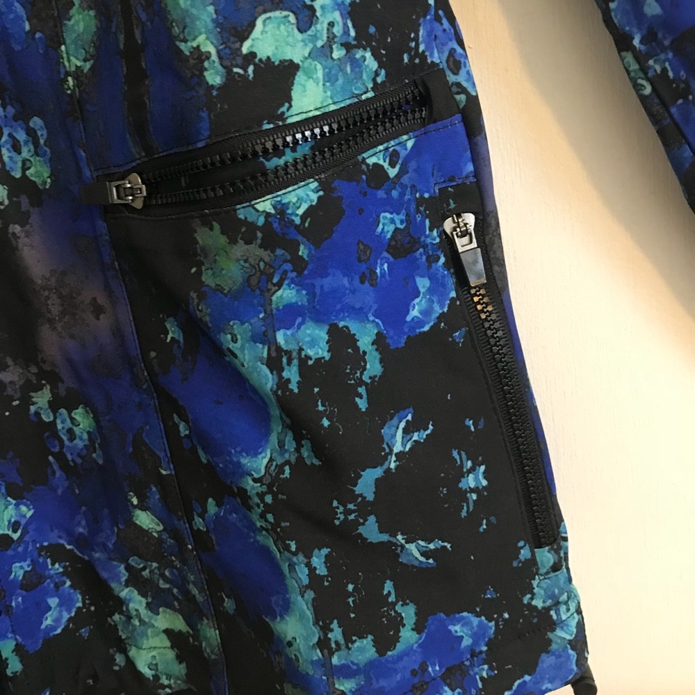 NWOT Fabletics Jacket - Picture 3 of 4